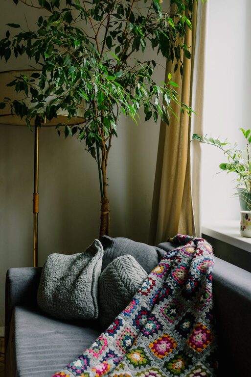 Tips for Creating a Cozy and Inviting Home Environment